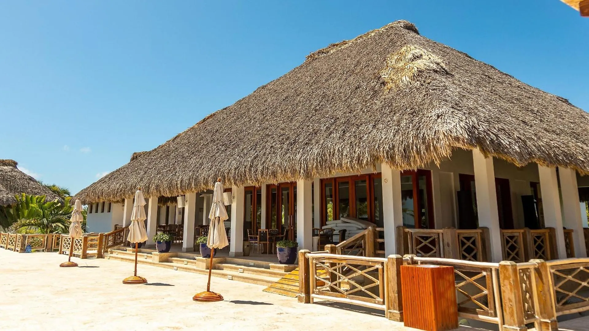 Beach-Style 2Br Condo Across From Hard Rock Hotel Punta Cana